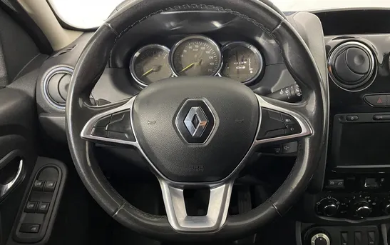 Renault Duster 2.00 автоматическая, фото №1