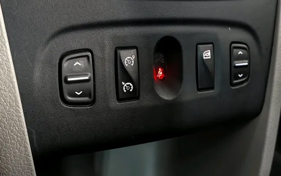 Renault Logan 1.60 механика, фото №1