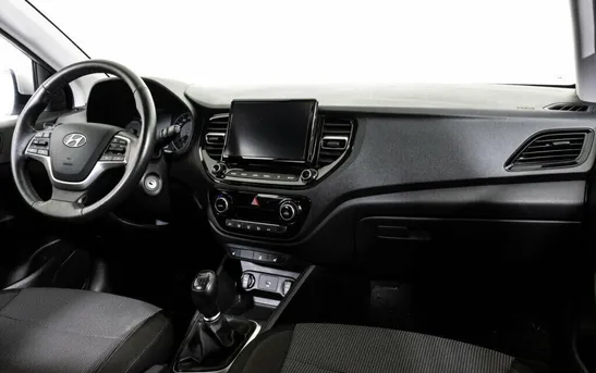 Hyundai Solaris 1.60 механика, фото №1