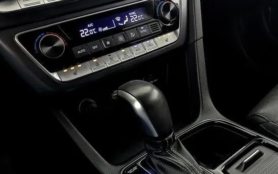 Hyundai Sonata 2.00 автоматическая, фото №1