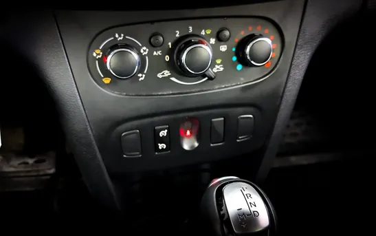 Renault Sandero 1.60 автоматическая, фото №1