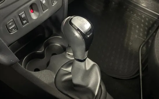 Renault Sandero 1.60 автоматическая, фото №1