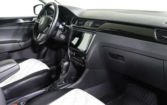 Skoda Rapid 1.40 робот, фото №1