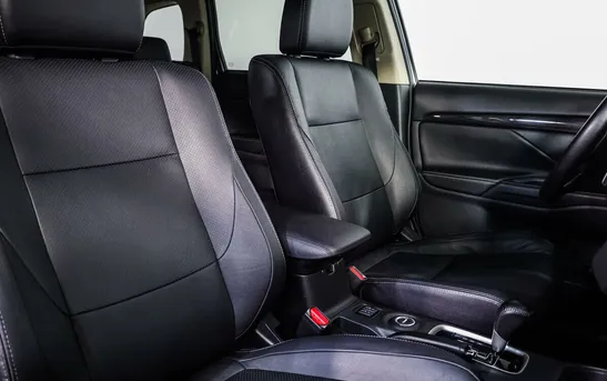 Mitsubishi Outlander 2.40 вариатор, фото №1