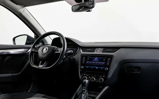 Skoda Octavia 1.80 робот, фото №1