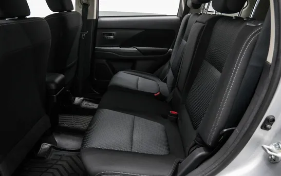 Mitsubishi Outlander 2.00 вариатор, фото №1