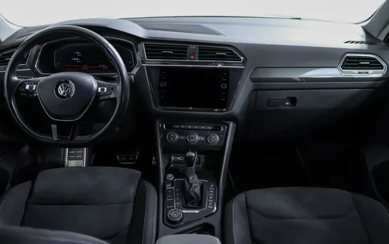 Volkswagen Tiguan 2.00 робот, фото №1