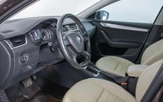 Skoda Octavia 1.80 робот, фото №1