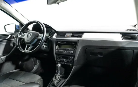 Skoda Rapid 1.40 робот, фото №1