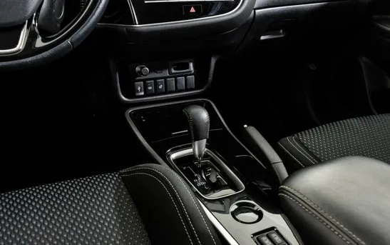 Mitsubishi Outlander 2.00 вариатор, фото №1