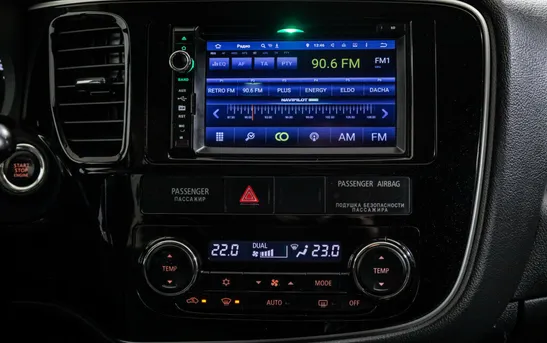 Mitsubishi Outlander 2.40 вариатор, фото №1