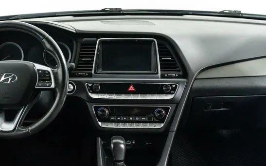 Hyundai Sonata 2.00 автоматическая, фото №1