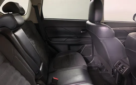 Mitsubishi Outlander 2.40 вариатор, фото №1