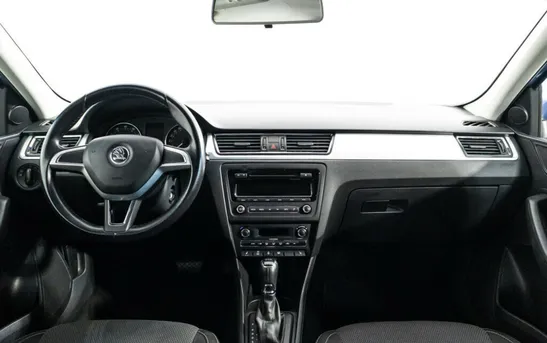 Skoda Rapid 1.40 робот, фото №1