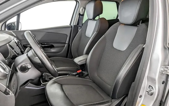 Renault Kaptur 1.30 вариатор, фото №1