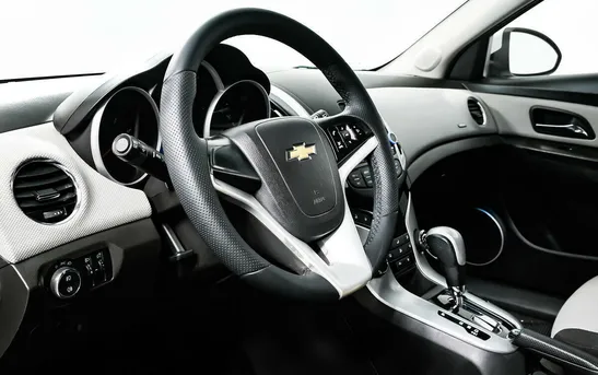 Chevrolet Cruze 1.60 автоматическая, фото №1
