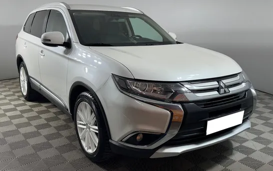 Mitsubishi Outlander 2.00 вариатор, фото №1