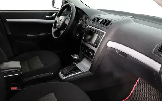 Skoda Octavia 1.80 робот, фото №1