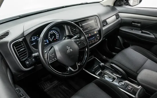 Mitsubishi Outlander 2.00 вариатор, фото №1