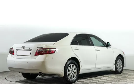 Toyota Camry 2.40 автоматическая, фото №1
