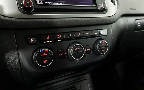 Volkswagen Tiguan 1.40 робот, фото №1