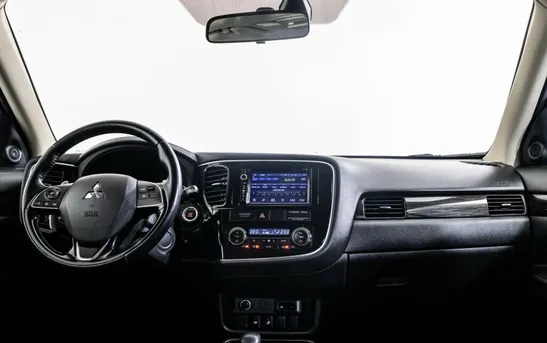 Mitsubishi Outlander 2.40 вариатор, фото №1
