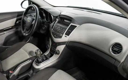 Chevrolet Cruze 1.60 механика, фото №1