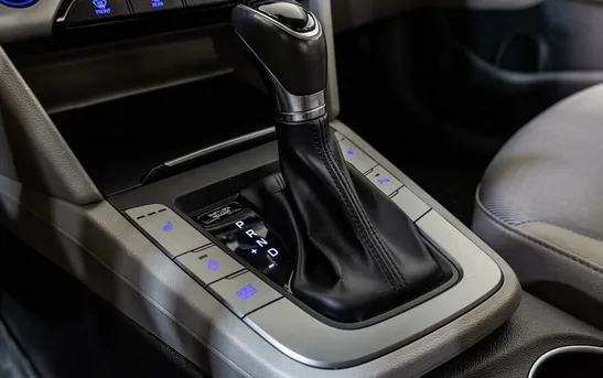 Hyundai Elantra 2.00 автоматическая, фото №1