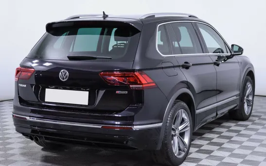 Volkswagen Tiguan 2.00 робот, фото №1