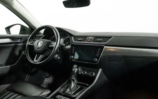 Skoda Superb 1.80 робот, фото №1