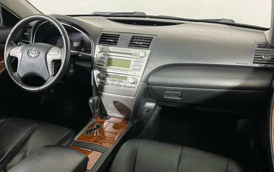 Toyota Camry 2.40 автоматическая, фото №1