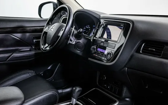 Mitsubishi Outlander 2.40 вариатор, фото №1