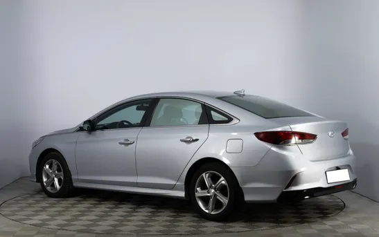 Hyundai Sonata 2.00 автоматическая, фото №1