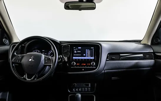 Mitsubishi Outlander 2.00 вариатор, фото №1