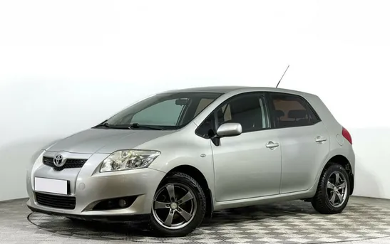 Toyota Auris 1.60 механика, фото №1