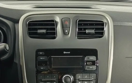 Renault Sandero 1.60 автоматическая, фото №1