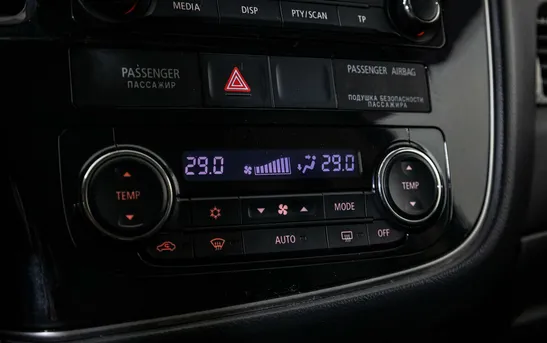 Mitsubishi Outlander 2.00 вариатор, фото №1