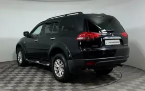 Mitsubishi Pajero Sport