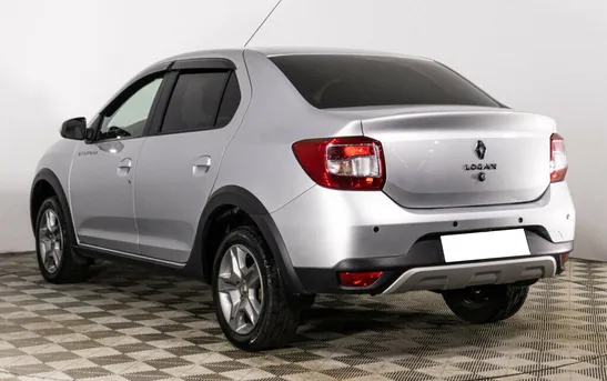 Renault Logan 1.60 автоматическая, фото №1