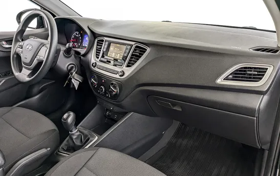 Hyundai Solaris 1.60 механика, фото №1