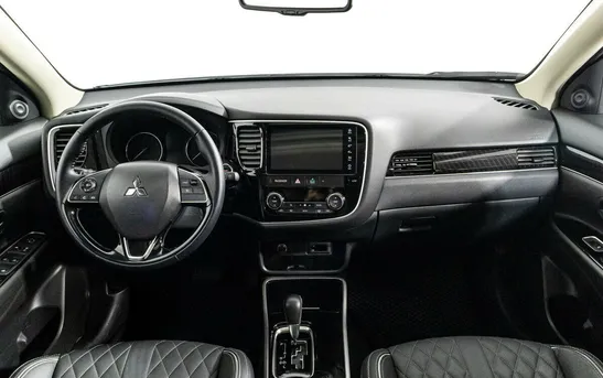 Mitsubishi Outlander 2.00 вариатор, фото №1