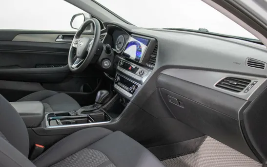 Hyundai Sonata 2.00 автоматическая, фото №1