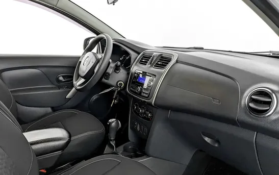 Renault Logan 1.60 автоматическая, фото №1