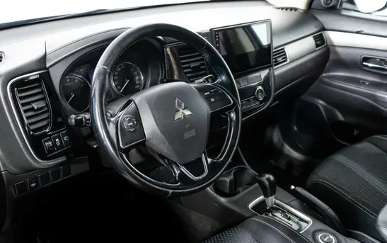 Mitsubishi Outlander 2.00 вариатор, фото №1