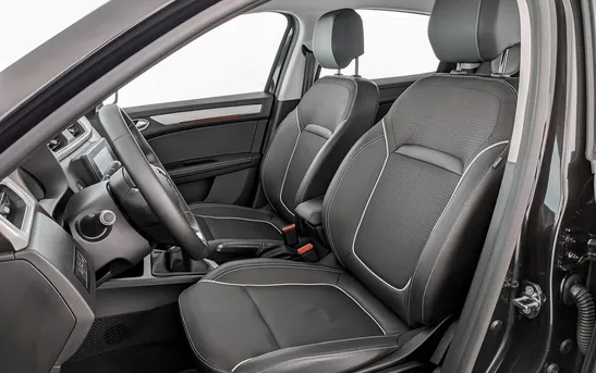 Renault Arkana 1.30 вариатор, фото №1