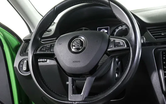 Skoda Rapid 1.40 робот, фото №1