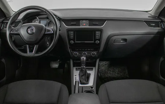 Skoda Octavia 1.80 робот, фото №1