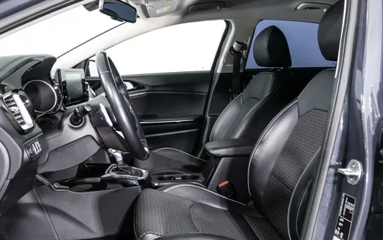 Kia Ceed 1.40 робот, фото №1