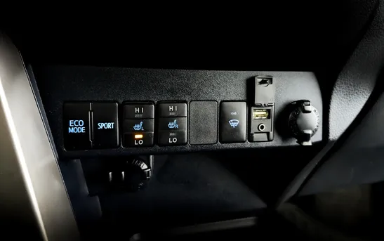 Toyota RAV4 2.00 вариатор, фото №1