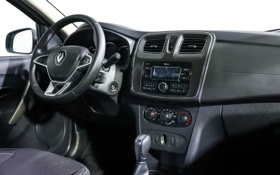 Renault Logan 1.60 вариатор, фото №1